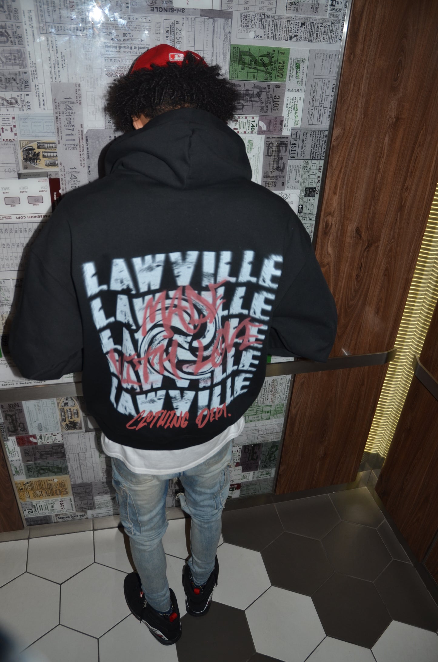 BLACK LAWVILLE PULL OVER HOODIE