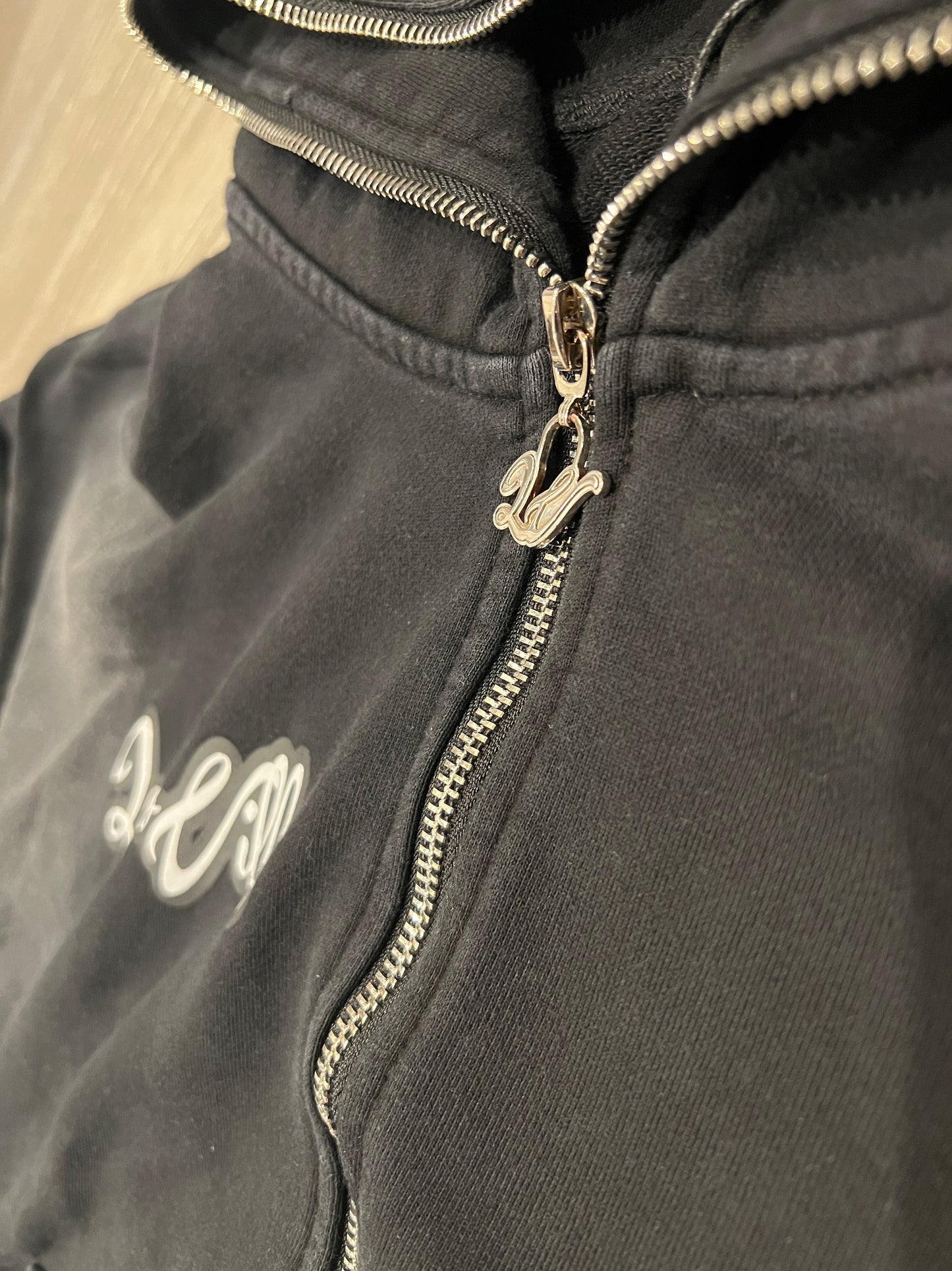 BLACK LAWVILLE ZIP UP HOODIE